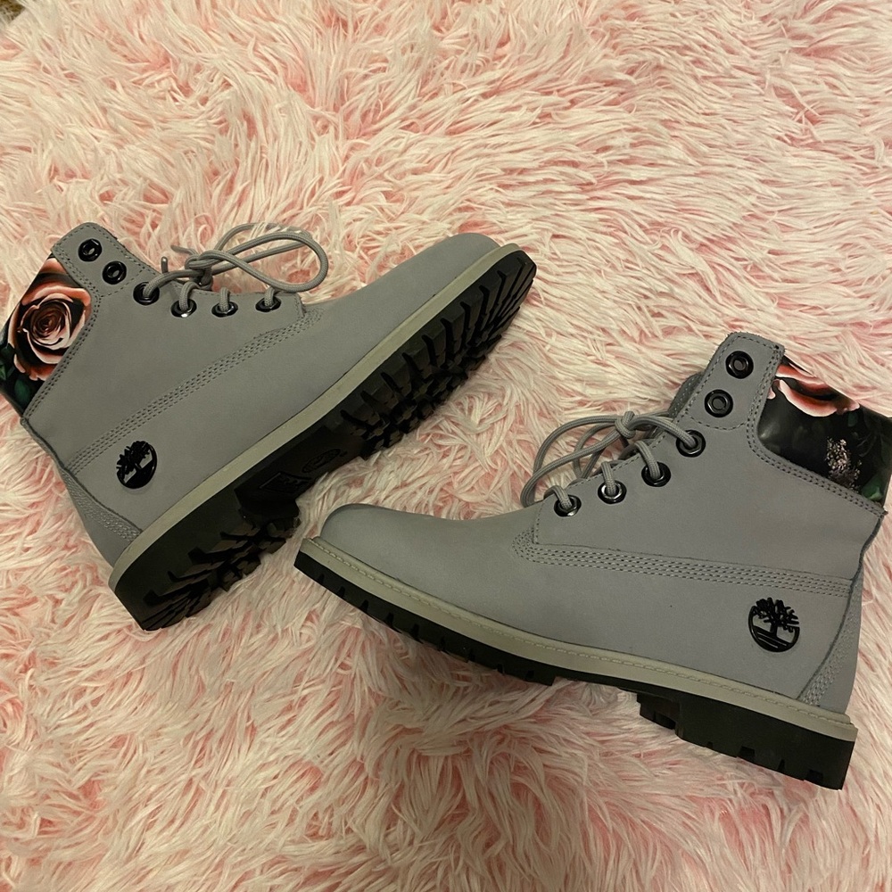Timberland Light Gray Boots with Rose Accent